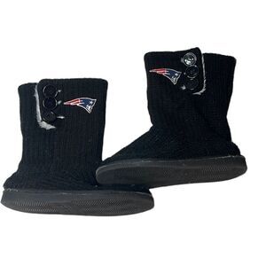 Patriots Knit Black Boots. Size 7/8.